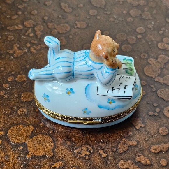 Limoges France Hand-Painted Porcelain Trinket Box Bear Reading Book - Picture 3 of 9